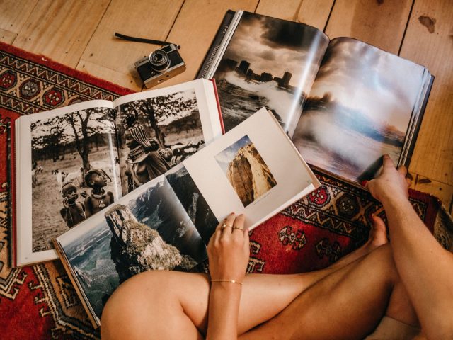 Comment choisir des lectures légères pour un voyage agréable